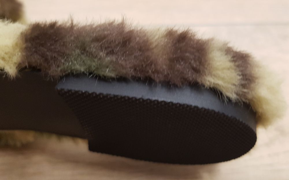 Nowe klapki, kapcie, papcie moro/khaki marki DKNY, rozmiar 39