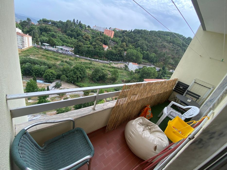 Quarto para menina estudante - Covilhã