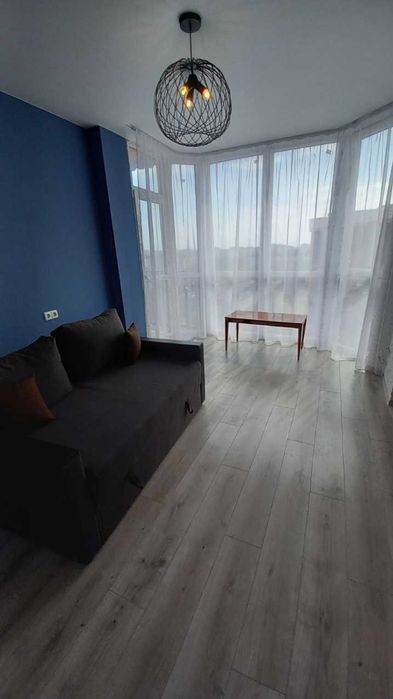 Квартира с ремонтом мебелью и техникой в новом ЖК