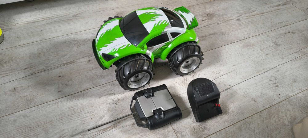 Autko elektryczne w stylu Nikki