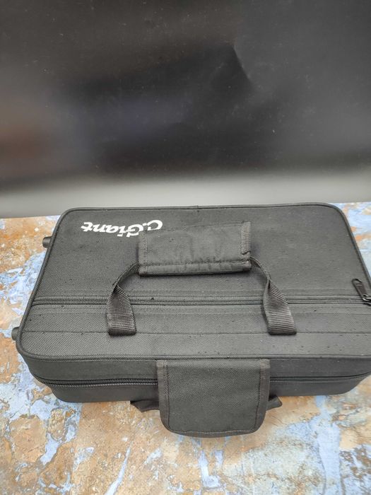 Klarnet C.Giant - świetny stan - 2430