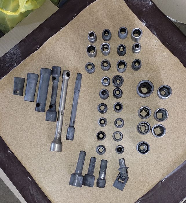 Різні головки насипом 41 шт