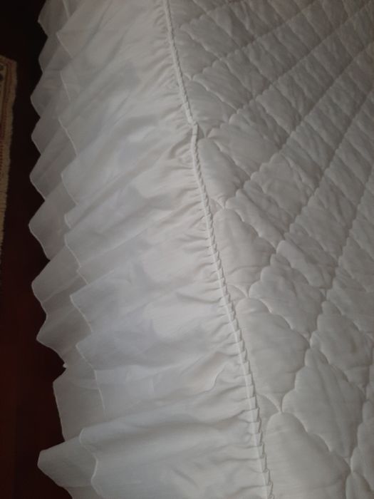 Colcha de cama + 2 fronhas branca64585046113155125