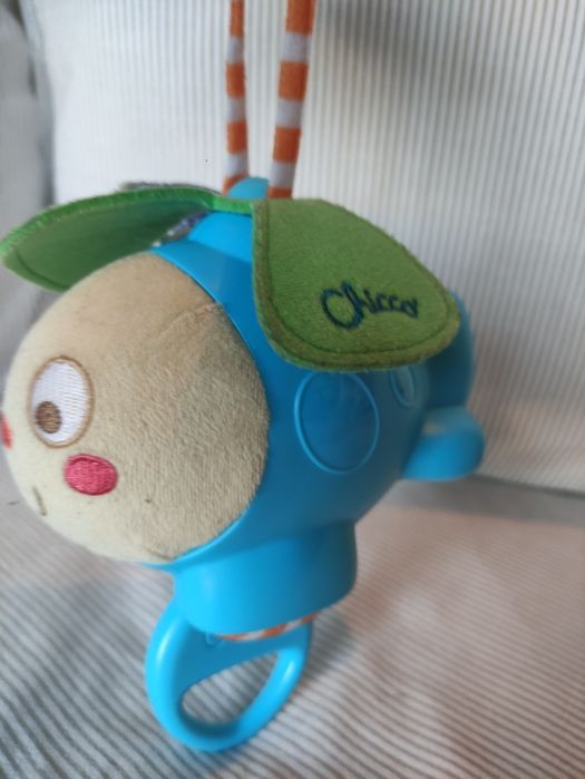 Brinquedo com música Chicco