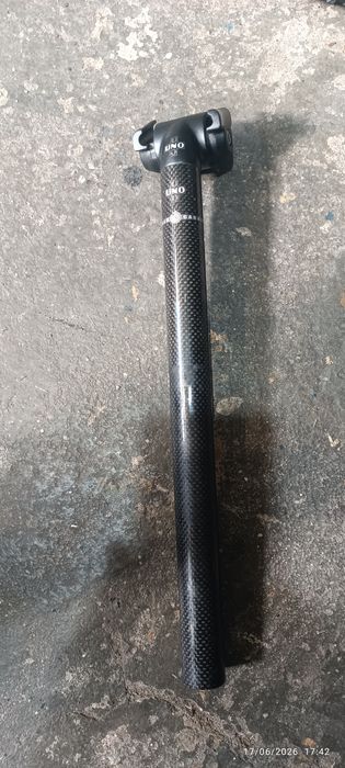 Espigão de selim em carbono