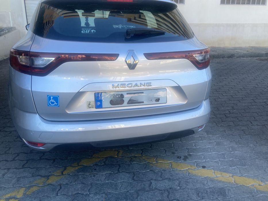 Renault Megane ST 2016/2017 Automática — Familiar (Opção PMR)