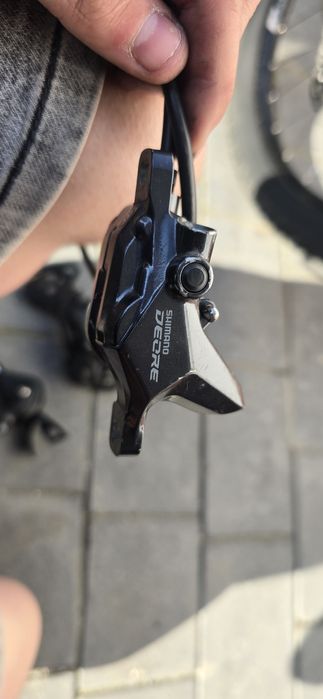 Hamulec shimano mt501 deore mt6100