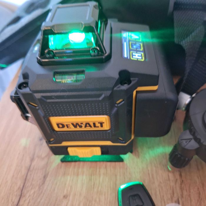 Laser Dewalt 360stopmi, laserowa- zestaw