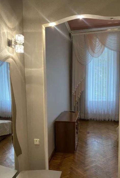 Сдам 2 комнатную кв  в центре! Успенская/Александровский проспект!