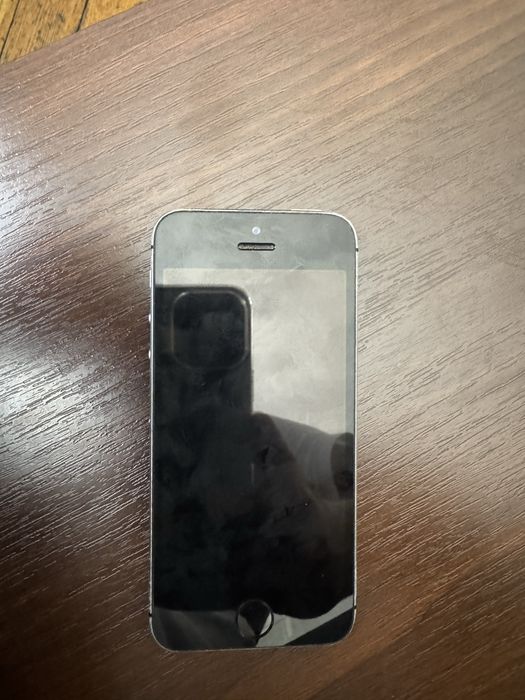 iphone se 2018 б/у
