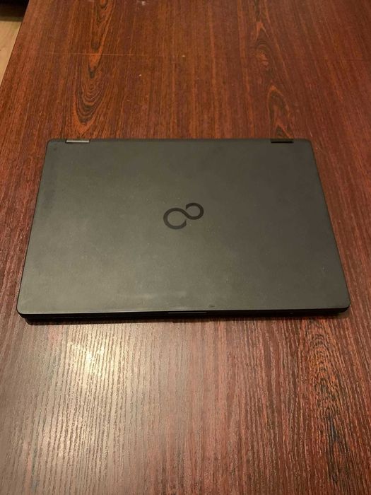 Laptop FUJITSU Lifebook U727