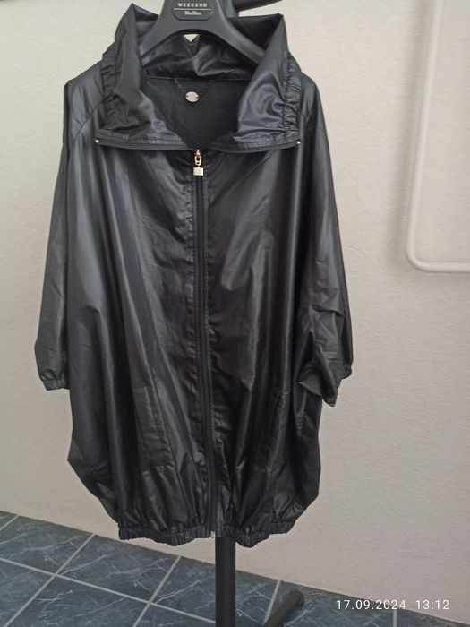 Вітровка жіноча, оверсайз, розмір м, італія ,pois