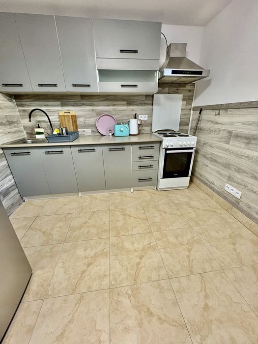 Noclegi dla firm/ Miejsca parkingowe/pokoje