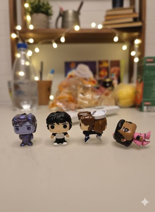 Іграшки дивні дива з кіндер джой /toys fr kinder joy "stranger things"