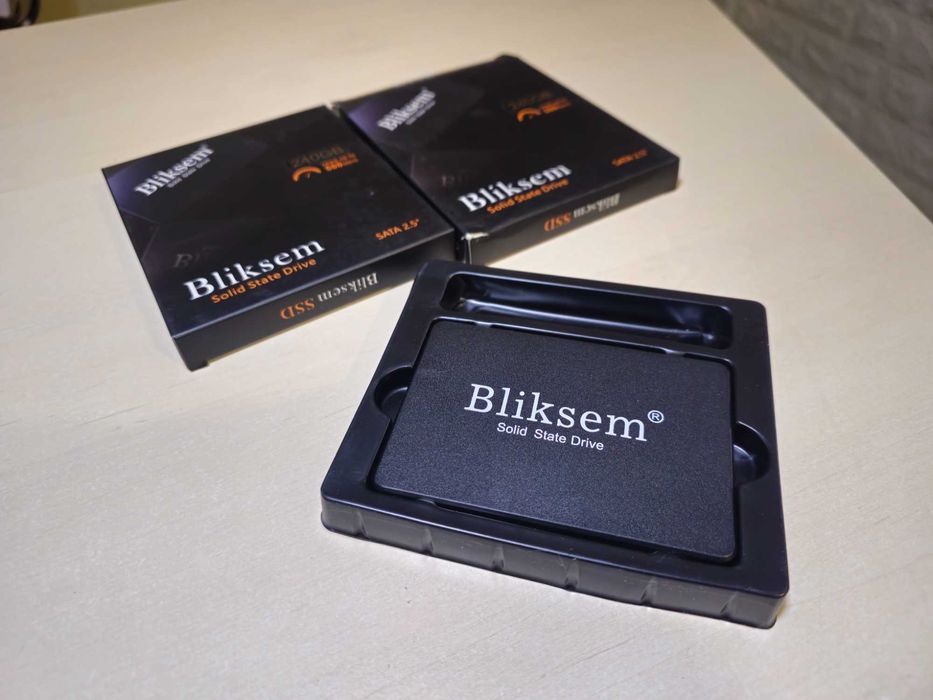 SSD 2.5" 240 Gb Bliksem Solid State Drive НОВИЙ