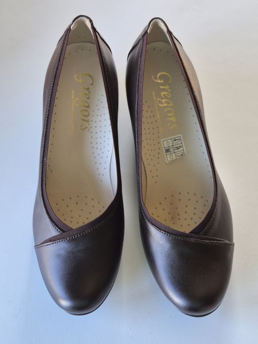 Czółenka na koturnie roz 40