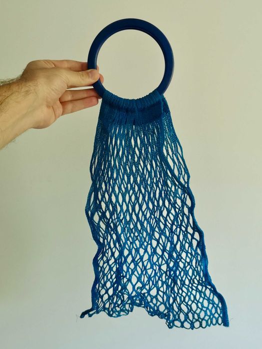 Saco de rede azul com argolas, vintage -  Festival?