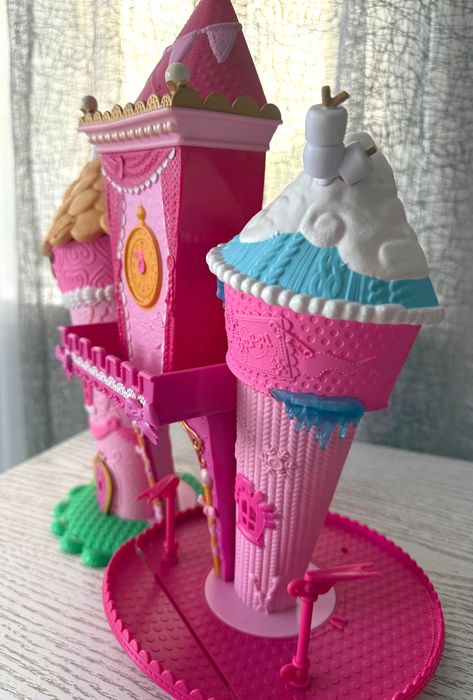 Великий замок Lalaloopsy для будь-яких ляльок