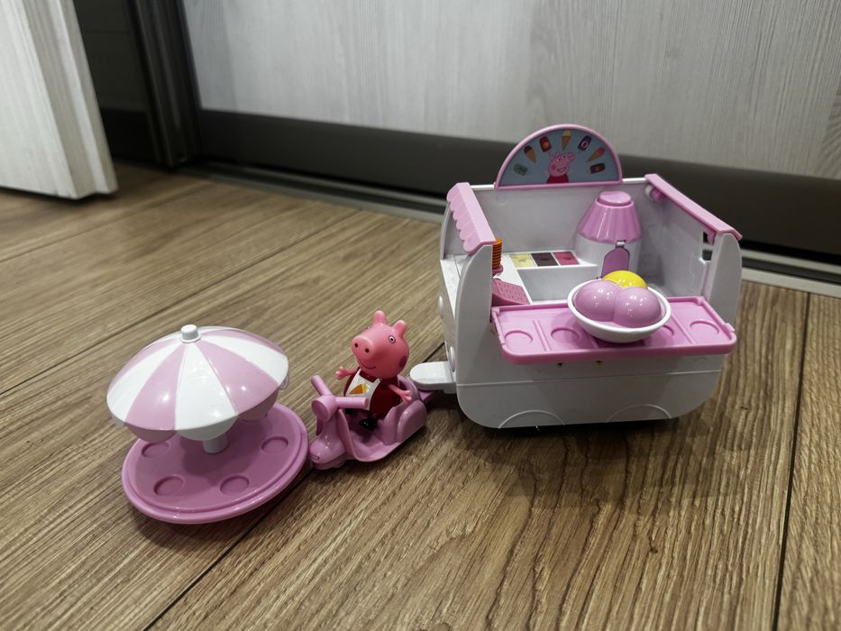 Свинка Пеппа Peppa pig - Фургончик С Мороженым оригинал