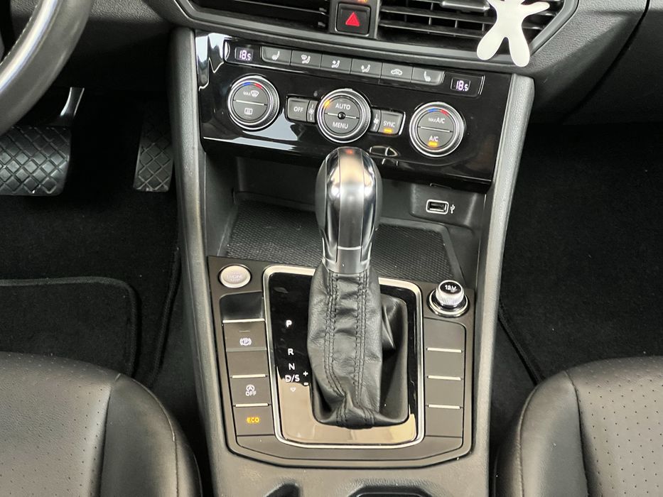 Volkswagen Jetta 2018 рік 1.4 бензин Автомат