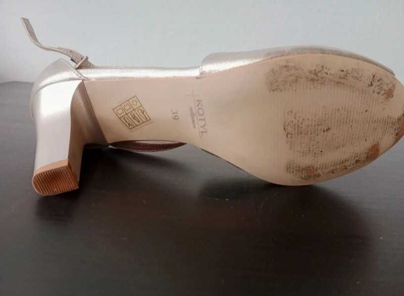 Sandały skórzane Kotyl raz ubrane!