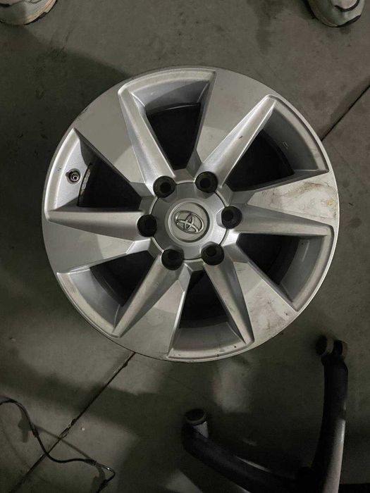 диск поштучно 6x139.7 р17 r17 прадо є 3 шт