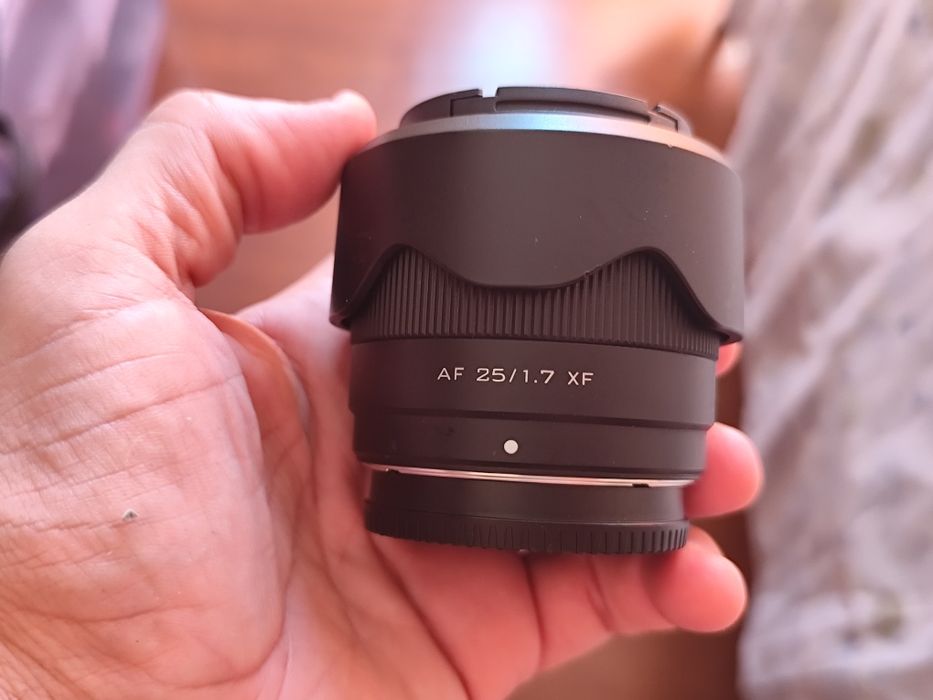 Lente Viltrox 25mm X-Mount