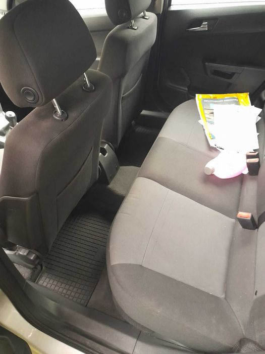 Sprzedam opel astra 2012 za 7900 zł auto bardzo czyste i zadbane