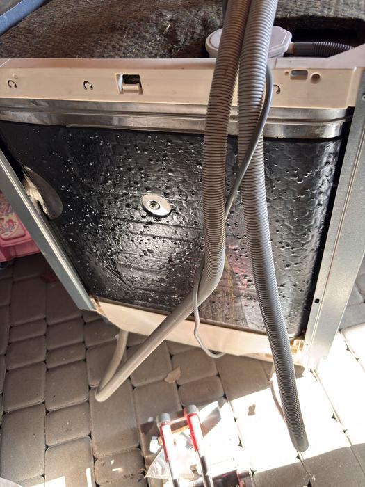 Посудомийна машина ELECTROLUX ESL 67010