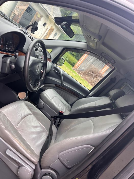 Mercedes Viano 2.2 дизель 150кс