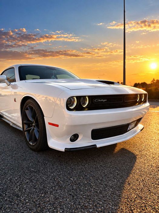 Dodge challenger 6,4 Scat Pack