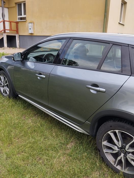 Volvo V60 Cross Cantry 2.0d 150km