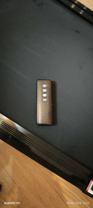 Semi-new treadmill64740389898497125