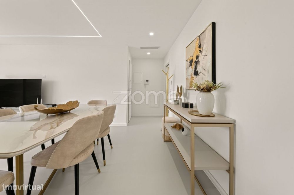 Apartamento T3 com 3 lugares de garagem no Bairro Novo da Abóboda