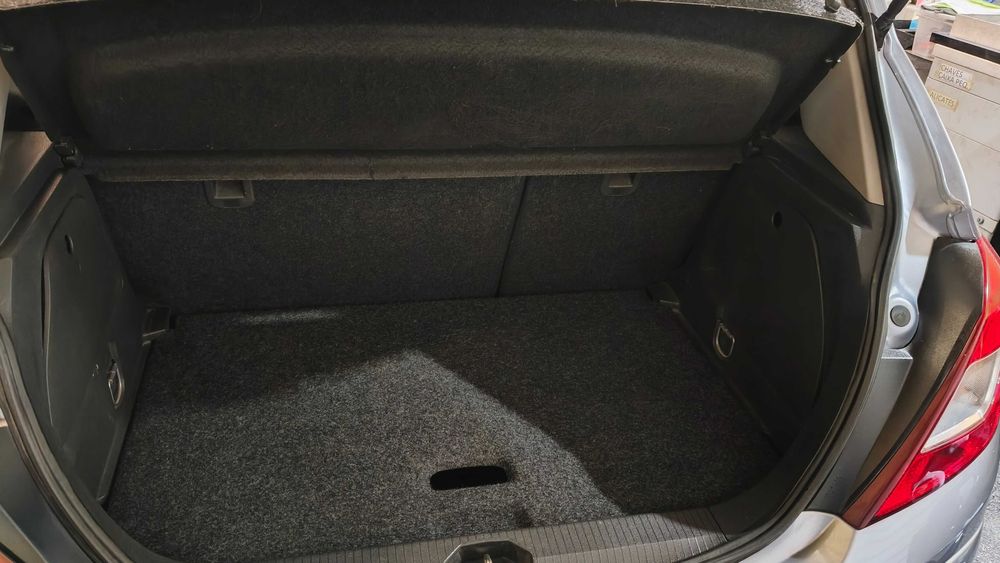 Opel corsa D 1.3 cdti 100mil km