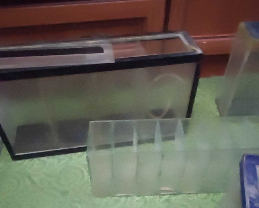 Продам ширмы для аквариумных рыбок 8 штук Б/У