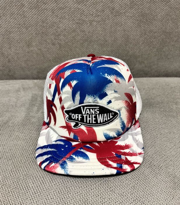 Бейсболка Vans .