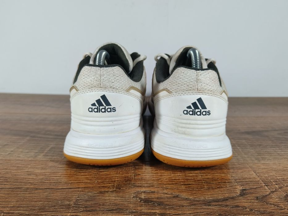 Кросівки Adidas Essence