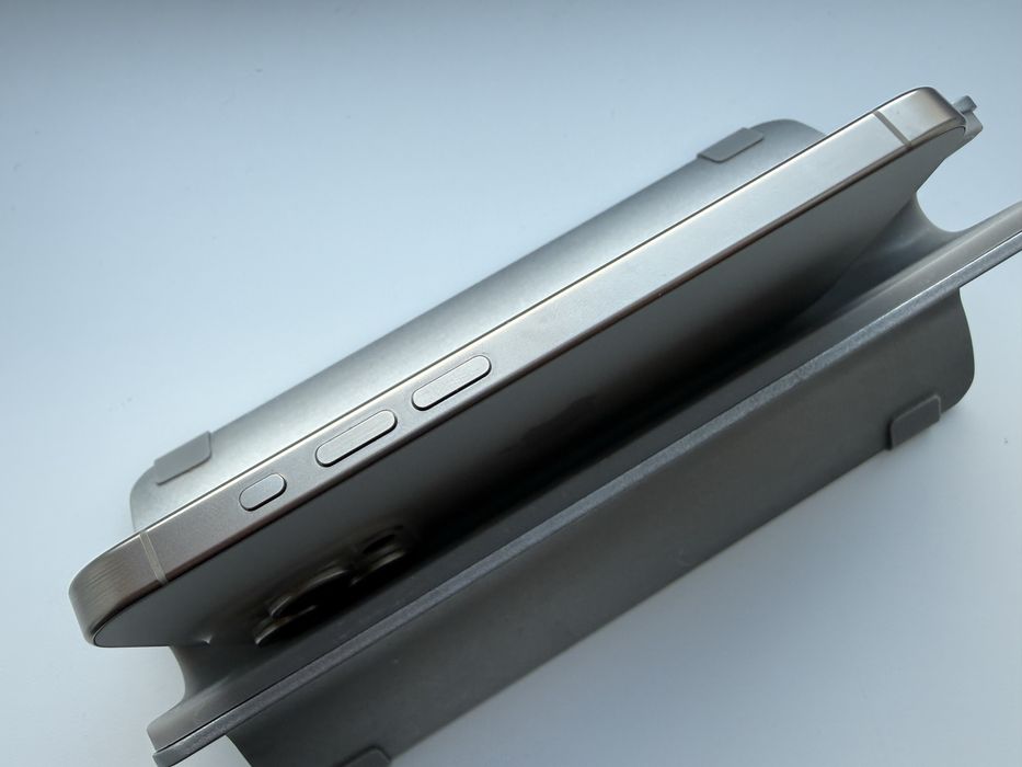 Apple iPhone 15 Pro 256gb Natural Neverlock 89%