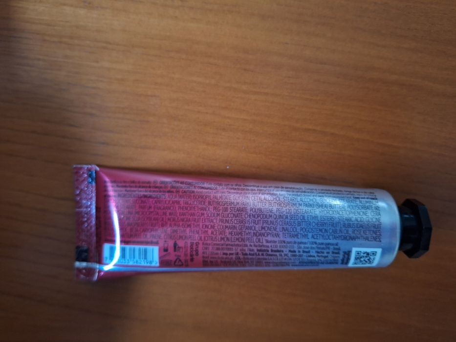 Creme Antirressecamento para Mãos 50g  Cereja  O Boticário