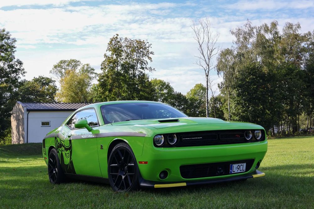Dodge Challenger