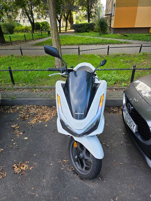 Skuter Honda PCX 2024
