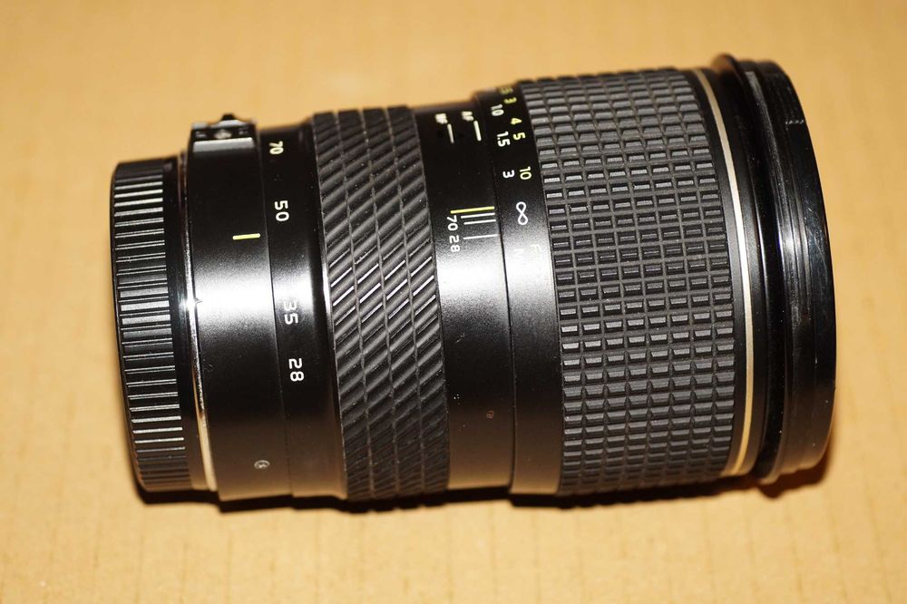 Tokina AF 28-70mm f/2.8 AT-X Pro для Canon