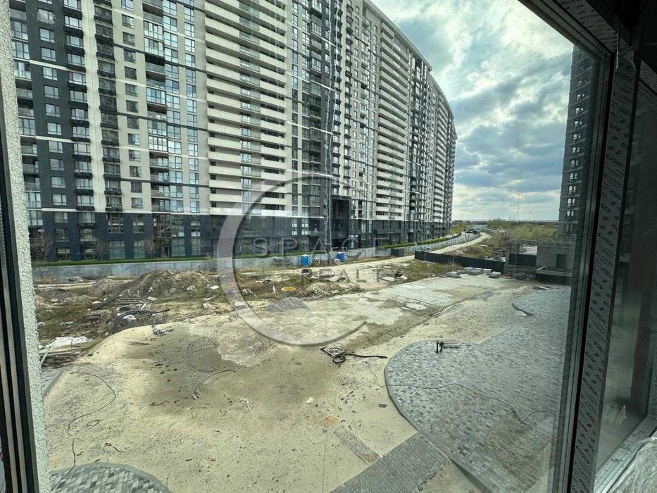 Продаж комерційного приміщення 167 м2 ЖК Зарічний Дарницький район