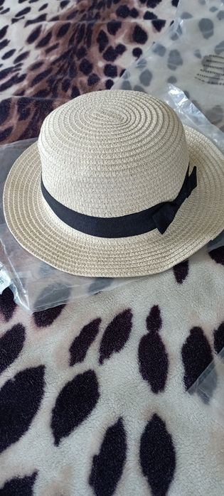 Разные летние шляпы