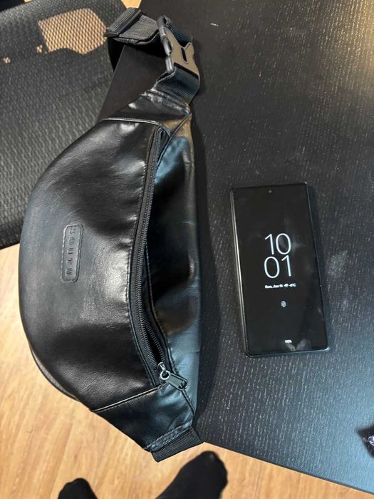 Бананка кожана, як нова