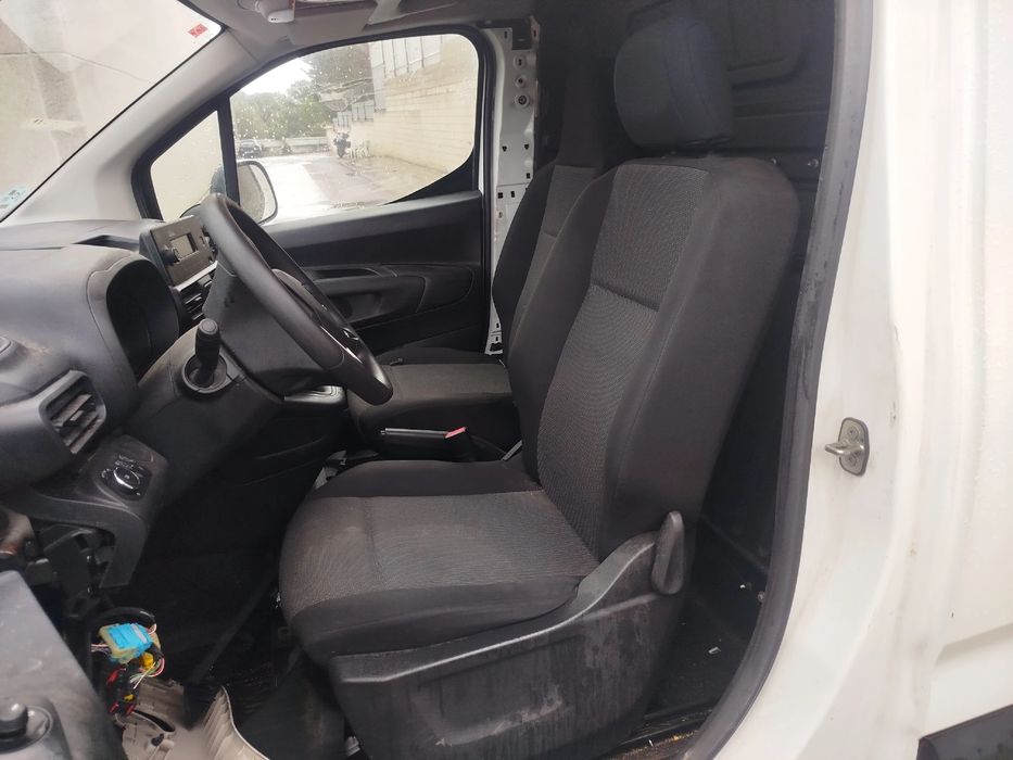 Para peças OPEL Combo Furgão/Combi (X19)