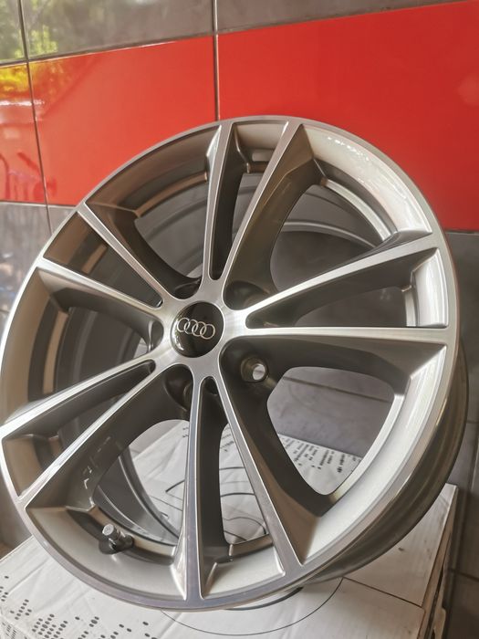 Felgi 17" 5x112 Audi A4 A6 A8 Q3 Q5 VW Skoda