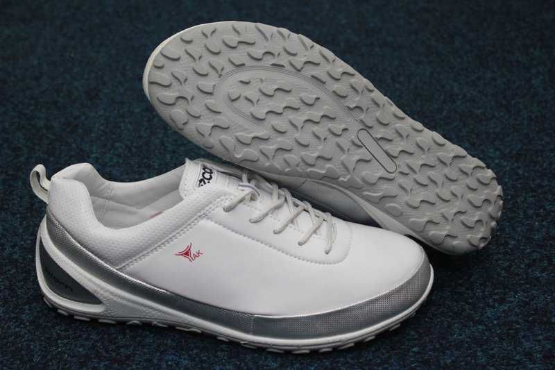 Кросівки чоловічі білі еко шкіра 41-44 розмірів в стилі  Ecco Biom