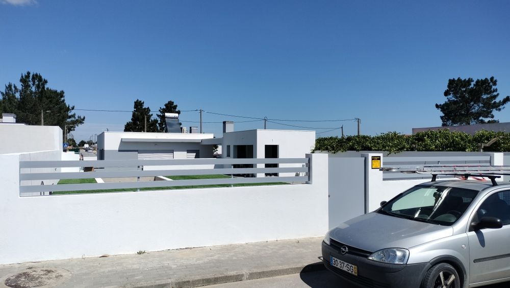 Trabalho de serralharia e montagem